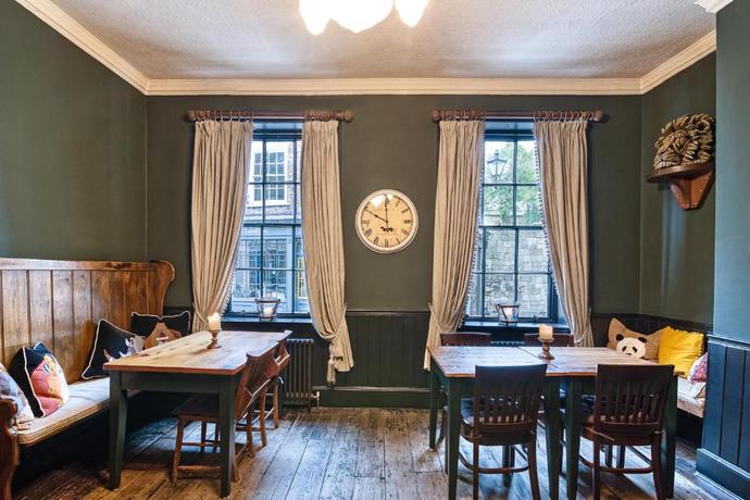 Imagen del bar/restaurante del Hotel The Fat Badger, Sure Collection By Best Western. Foto 11