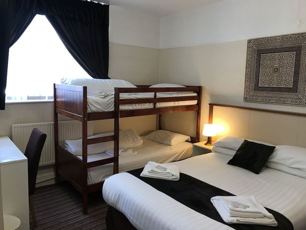 Imagen de la habitación del Hotel The Feathers, Blackpool. Foto 8