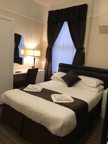 Imagen de la habitación del Hotel The Feathers, Blackpool. Foto 16