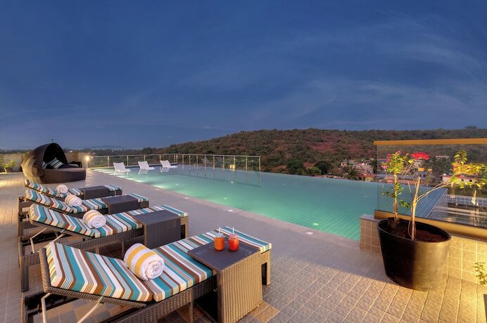 Imagen general del Hotel The Fern Habitat Candolim Goa. Foto 5