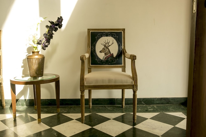 Imagen de los interiores del Hotel The Fern Hillside Resort Bhimtal. Foto 13