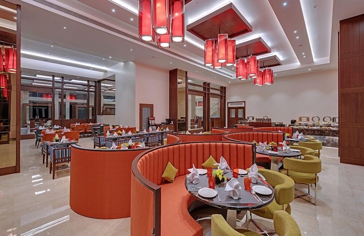 Imagen del bar/restaurante del Hotel The Fern, Kolhapur. Foto 4