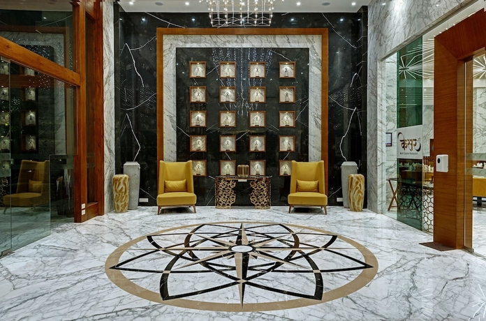 Imagen de los interiores del Hotel The Fern Leo Resort and Club Junagadh. Foto 9