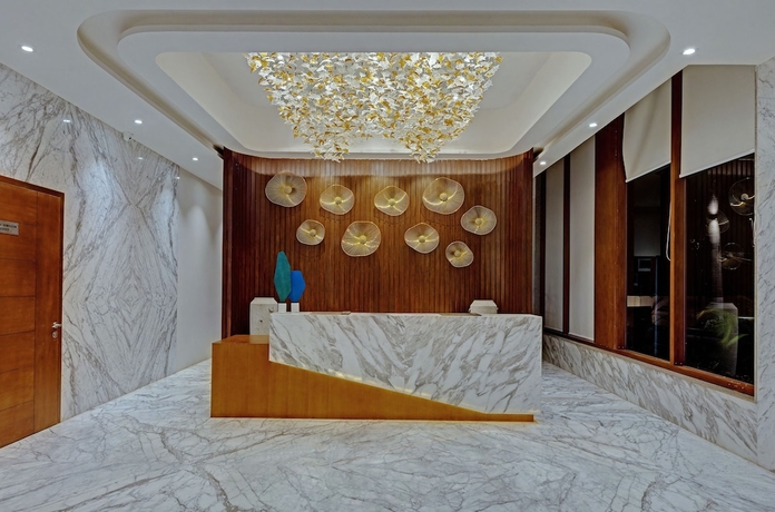 Imagen de los interiores del Hotel The Fern Leo Resort and Club Junagadh. Foto 10