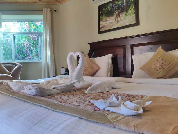 Imagen de la habitación del Hotel The Fern Ranthambore Forest Resort. Foto 18