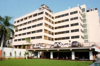 Imagen del bar/restaurante del Hotel The Fern Residency Aurangabad. Foto 2