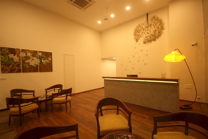 Imagen del bar/restaurante del Hotel The Fern Residency Miramar. Foto 5