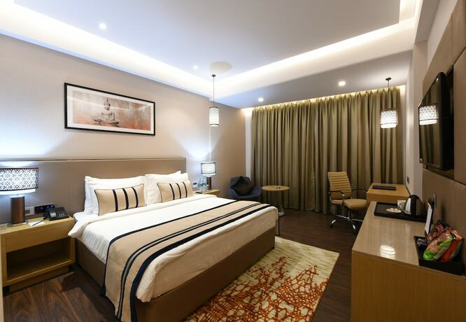 Imagen de la habitación del Hotel The Fern Residency Sarnath. Foto 17