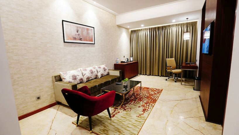 Imagen de la habitación del Hotel The Fern Residency Sarnath. Foto 20