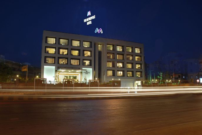 Imagen del bar/restaurante del Hotel The Fern Residency, Subhash Bridge, Ahmedabad. Foto 5
