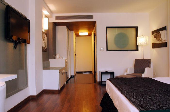 Imagen de la habitación del Hotel The Fern Residency, Subhash Bridge, Ahmedabad. Foto 6