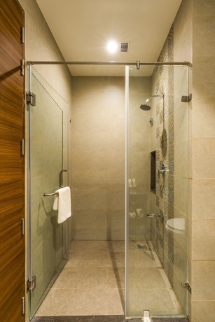Imagen de la habitación del Hotel The Fern Sattva Resort Dwarka. Foto 15