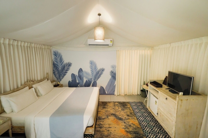 Imagen de la habitación del Hotel The Fern Seaside Luxurious Tent Resort Daman, Series by Marriott. Foto 8