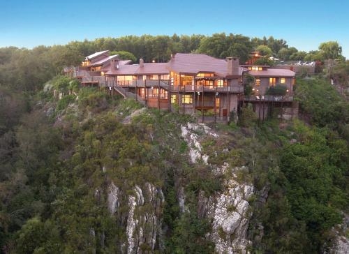 Imagen general del Hotel The Fernery Lodge & Chalets. Foto 2