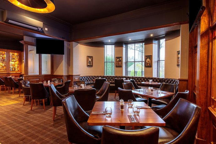 Imagen del bar/restaurante del Hotel The Ferryhill House. Foto 12