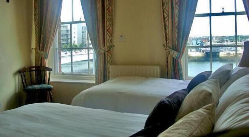 Imagen de la habitación del Hotel The Ferryman. Foto 18
