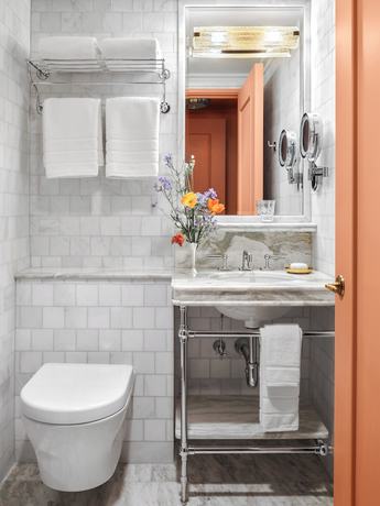 Imagen de la habitación del Hotel The Fifth Avenue. Foto 14