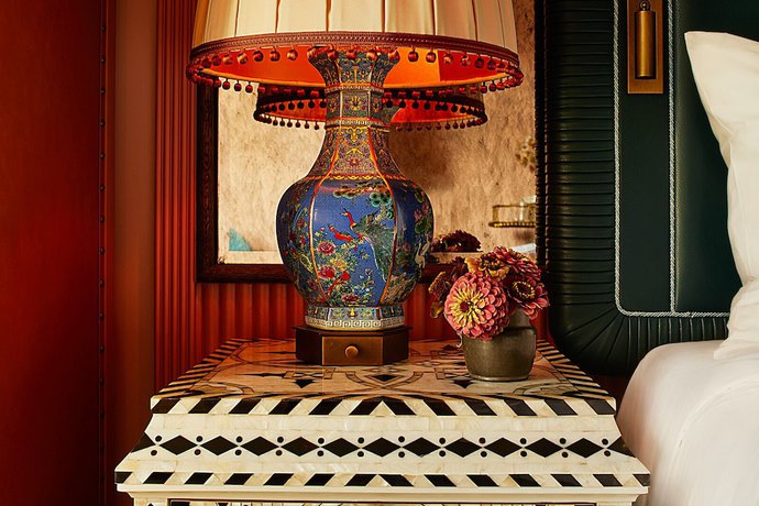 Imagen de la habitación del Hotel The Fifth Avenue. Foto 16