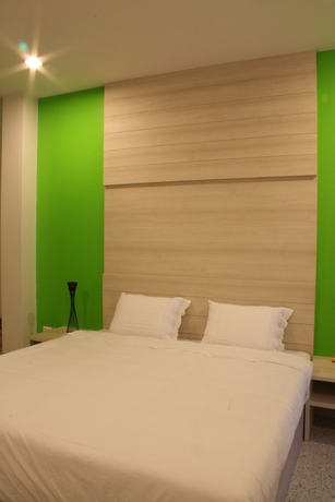 Imagen de la habitación del Hotel The Fifth Residence. Foto 3