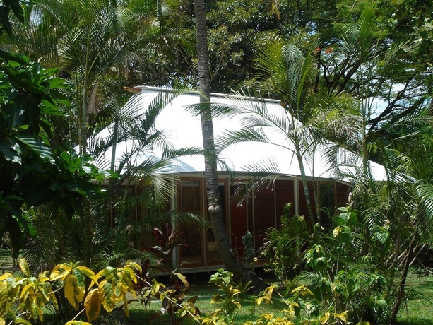 Imagen de los exteriores del Hotel The Fiji Orchid. Foto 9