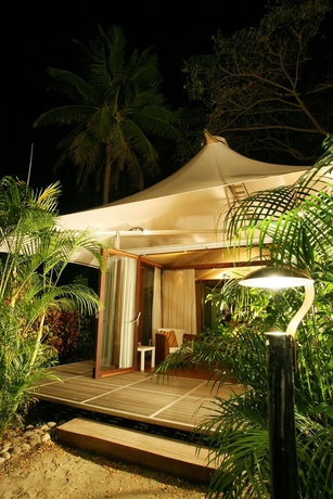 Imagen de los exteriores del Hotel The Fiji Orchid. Foto 10