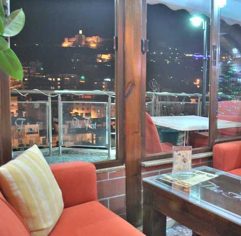 Imagen de la habitación del Hotel The First, Gjirokastra. Foto 8