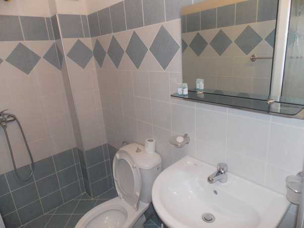 Imagen de la habitación del Hotel The First, Gjirokastra. Foto 18