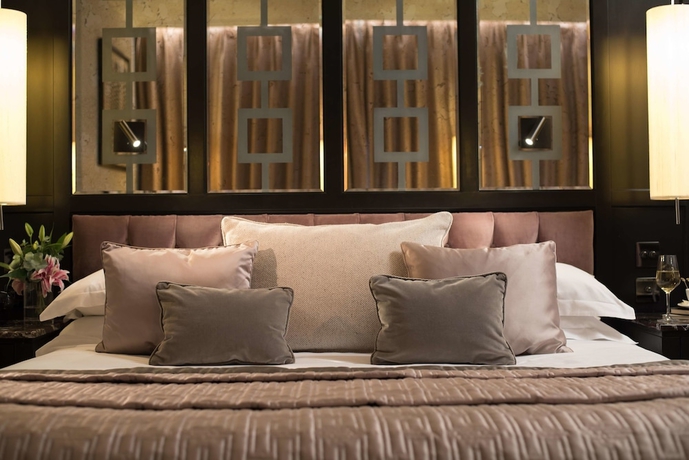 Imagen de la habitación del Hotel The Fitzwilliam Belfast. Foto 11