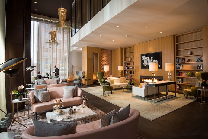 Imagen de los interiores del Hotel The Fitzwilliam Belfast. Foto 19