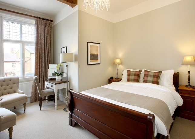 Imagen de la habitación del Hotel The Five Arrows. Foto 3