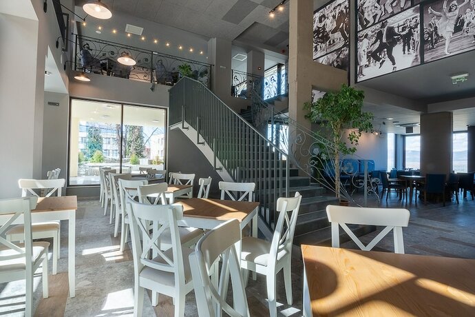 Imagen del bar/restaurante del Hotel The Five Elements Hotel. Foto 16