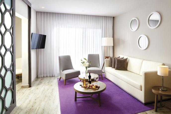 Imagen de la habitación del Hotel The Fives Beach & Residences -All Senses Inclusive. Foto 27