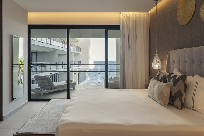 Imagen de la habitación del Hotel The Fives Oceanfront - Puerto Morelos. Foto 17