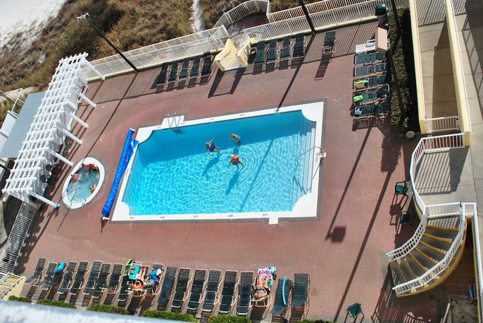 Imagen de la piscina del Hotel The Flamingo and Tower. Foto 17