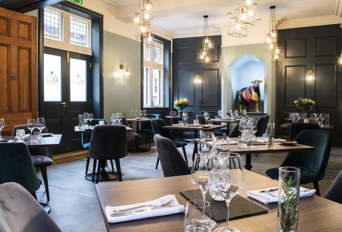 Imagen del bar/restaurante del Hotel The Fleece, Richmond. Foto 4