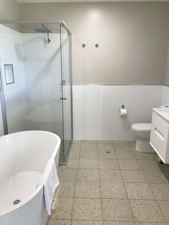 Imagen general del Hotel The Floating Forest. Foto 4