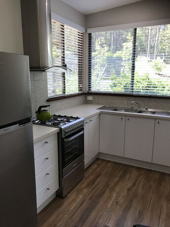 Imagen de la habitación del Hotel The Floating Forest. Foto 26