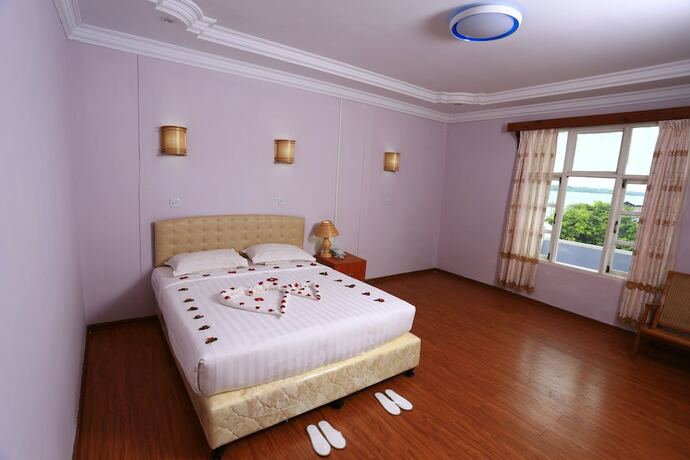 Imagen general del Hotel The Floral Breeze Wun Zin. Foto 15