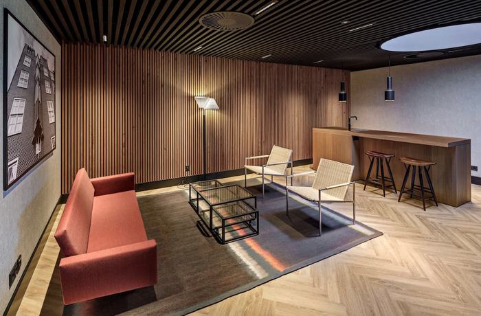 Imagen de los interiores del Hotel The Florian Amsterdam Airport. Foto 17