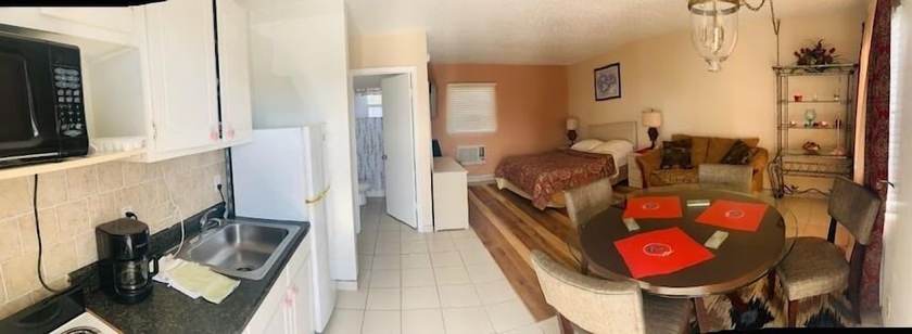 Imagen de la habitación del Hotel The Floridian Inn. Foto 4