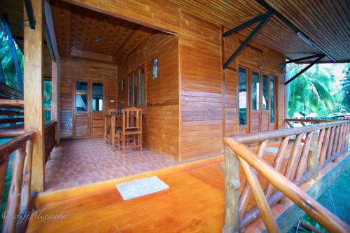 Imagen de la habitación del Hotel The Ford Sunset Beach Resort. Foto 4