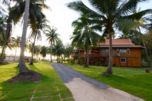 Imagen de la habitación del Hotel The Ford Sunset Beach Resort. Foto 14