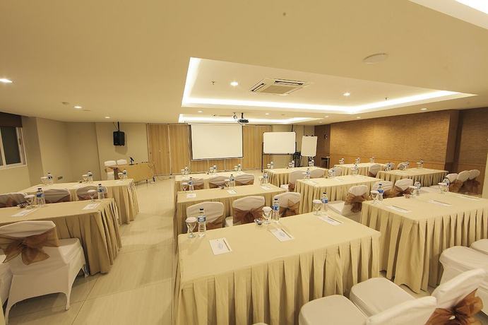 Imagen de los interiores del Hotel The Forest Hotel Bogor. Foto 13