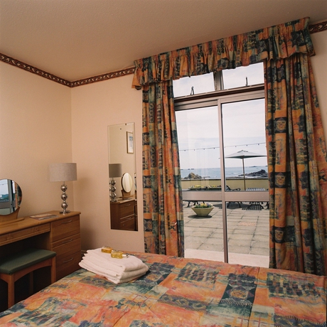 Imagen de la habitación del Hotel The Fort D'Auvergne. Foto 7