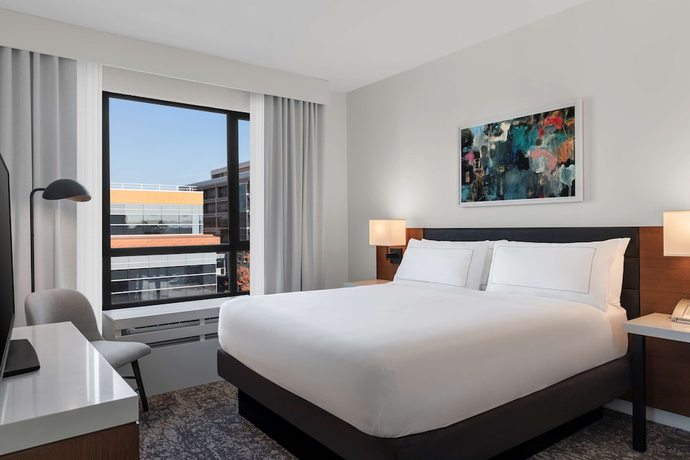 Imagen de la habitación del Hotel The Fort Sutter Sacramento, Tapestry Collection by Hilton. Foto 4