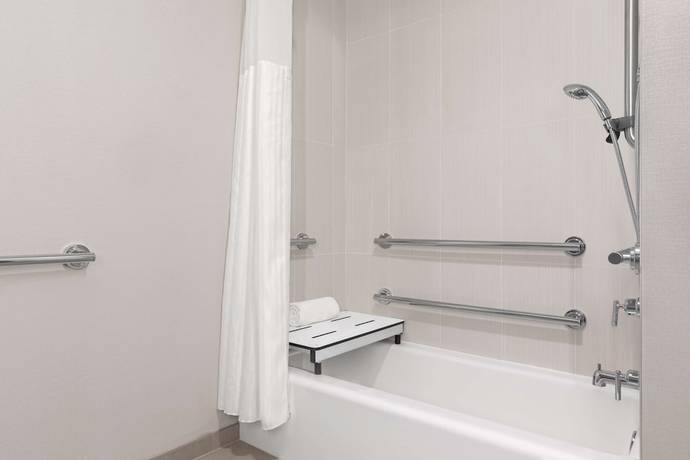 Imagen de la habitación del Hotel The Fort Sutter Sacramento, Tapestry Collection by Hilton. Foto 7