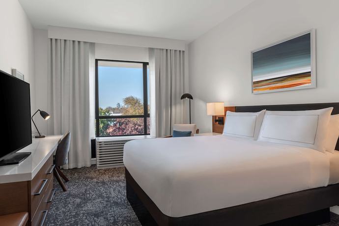 Imagen de la habitación del Hotel The Fort Sutter Sacramento, Tapestry Collection by Hilton. Foto 11