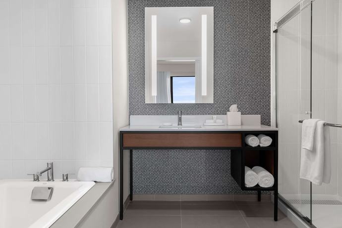 Imagen de la habitación del Hotel The Fort Sutter Sacramento, Tapestry Collection by Hilton. Foto 12