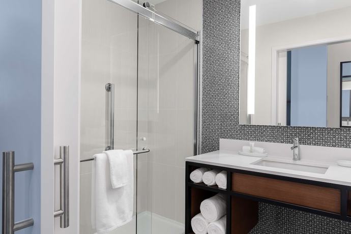 Imagen de la habitación del Hotel The Fort Sutter Sacramento, Tapestry Collection by Hilton. Foto 14