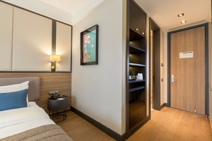 Imagen de la habitación del Hotel The Fortyfive Business Hotel and Spa. Foto 9